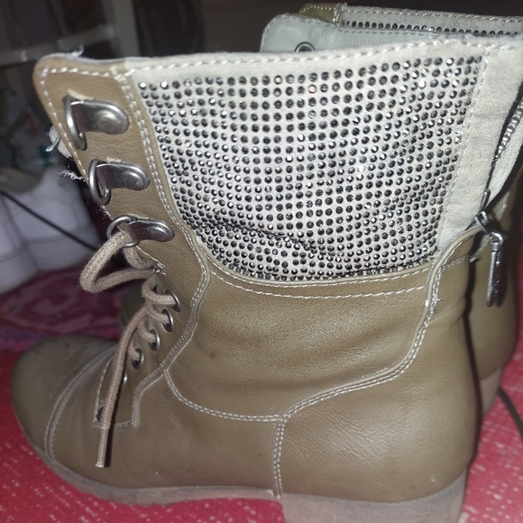 Guess Sparkly Combat Boots Size 8 - Picture 6 of 9